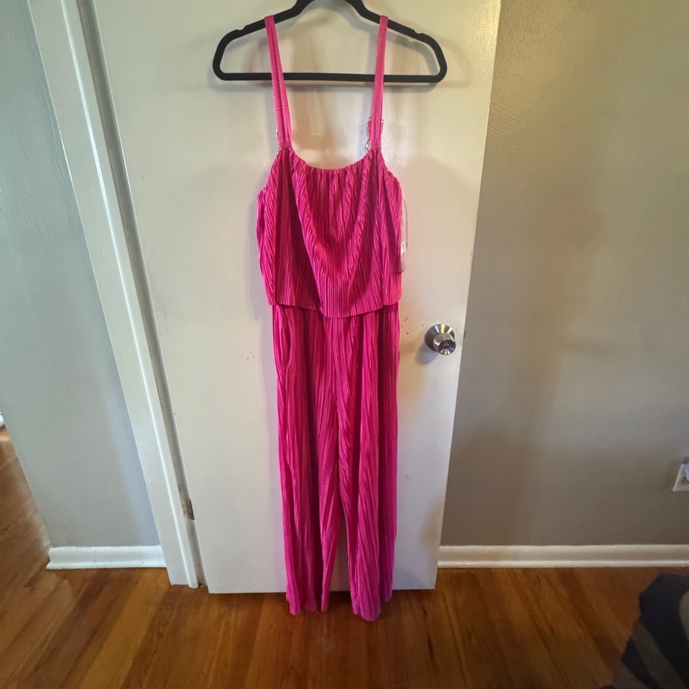 Arula Vibrant Pink Garment